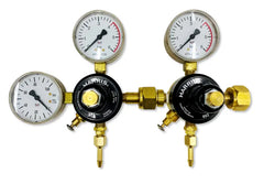 Harris Model 802-2. Two independent 0-400kPa outlets